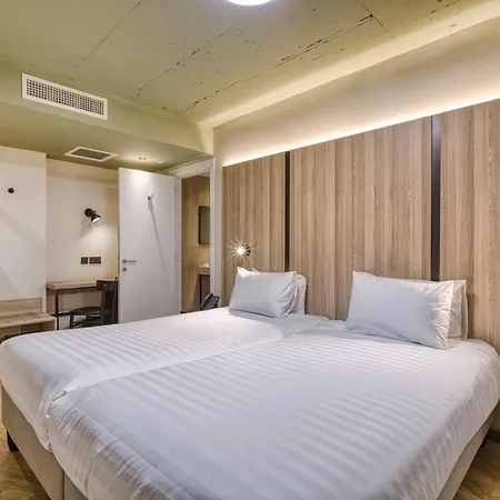 Otel & Rooftop