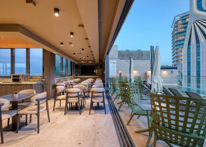 Hotel & Rooftop San Ġiljan