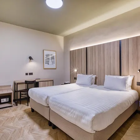 Szálloda Hotel&rooftop San Ġiljan