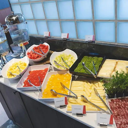 Szálloda Hotel&rooftop 3*